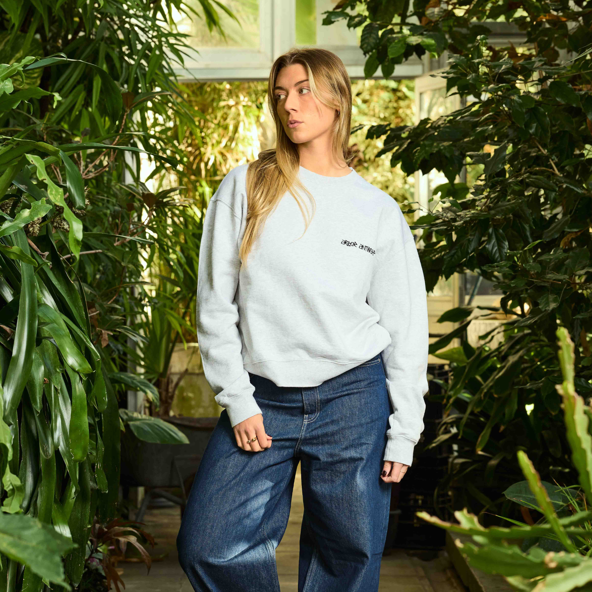 Crewneck - Arbor Pink Blossoms Crewneck - Arbor Antwerp