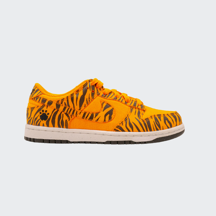 Dunk Low Tiger