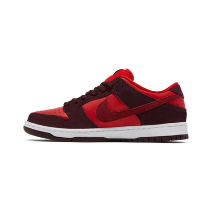 Sneakers - Dunk SB Cherry - Nike