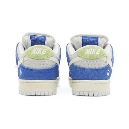 Sneakers - Dunk SB x Fly Streetwear Gardenia- Nike